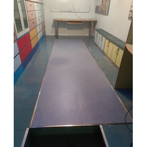 地板工程,玻璃轉膠地板